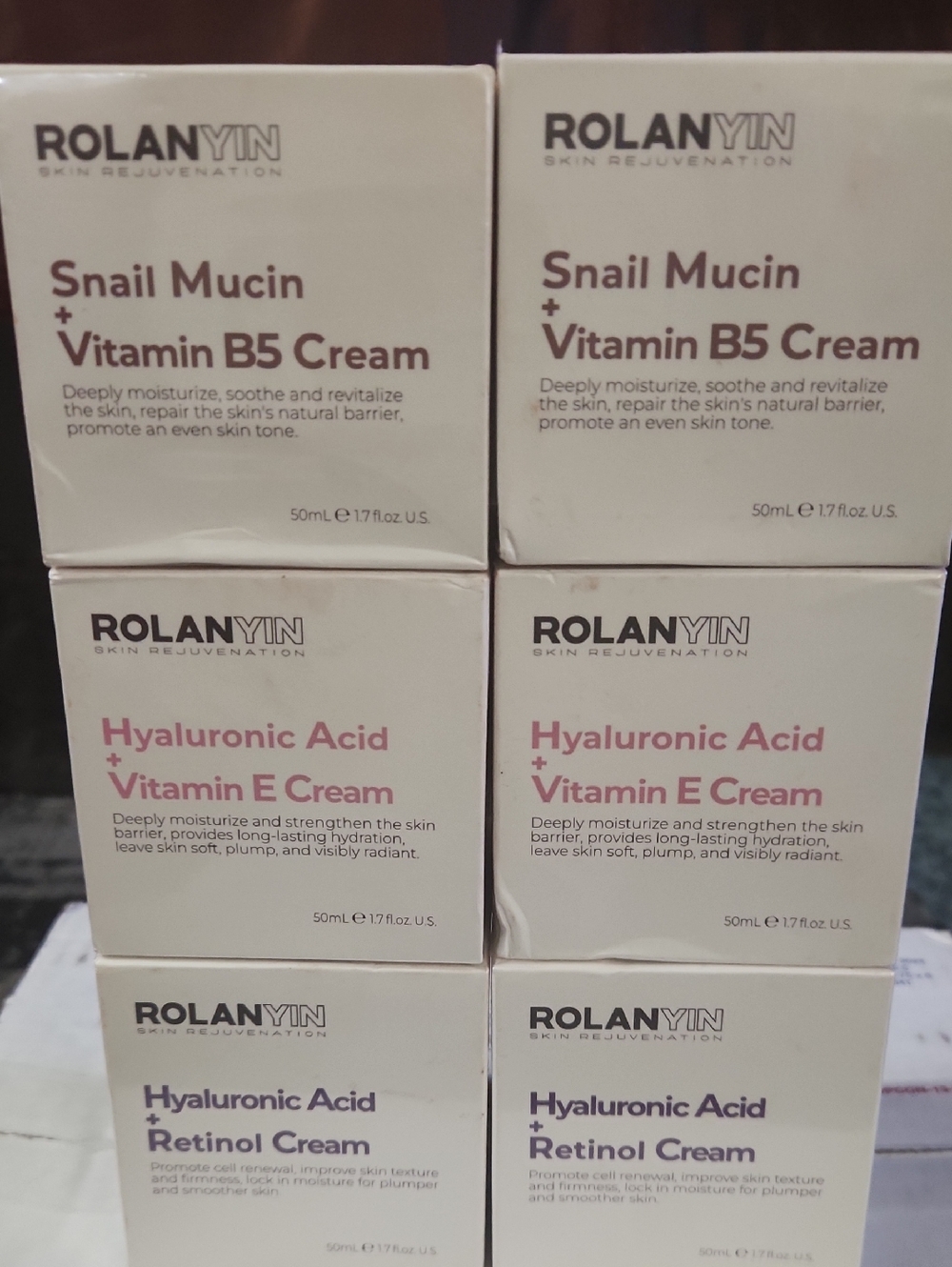 Snail Mucin Vitamin BHyaluronic Acid + Vitamin E Cream Hyyraluronic Acid Retinol